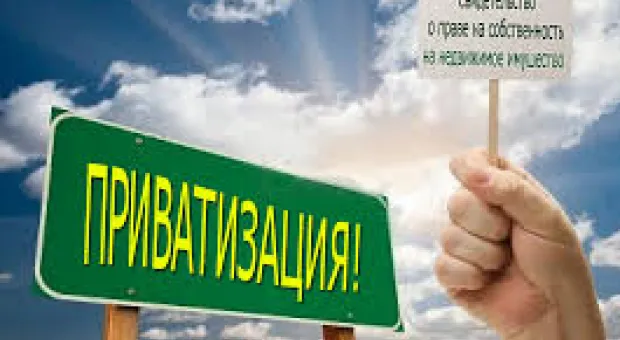 Новости Севастополя - На Северной стороне «Рено» с донецкими номерами врезалось в столб