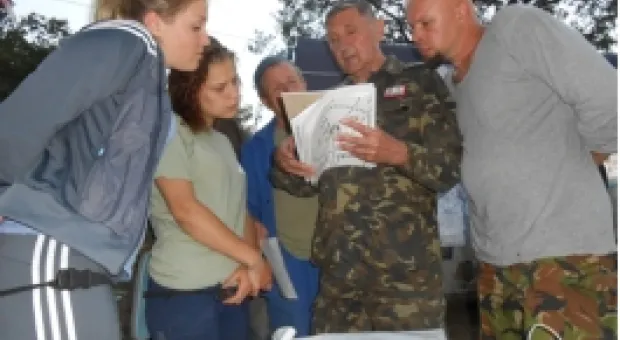 Новости Севастополя - Блеск Свердловского театра: севастопольцев ждут «Трехгрошовая опера», «Соло для часов с боем» и «Тетки»