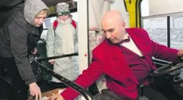 Новости Севастополя - Не прошло и года: в Севастополе запускают резервные автобусы по десять рублей и три низкопольных автобуса по семь рублей