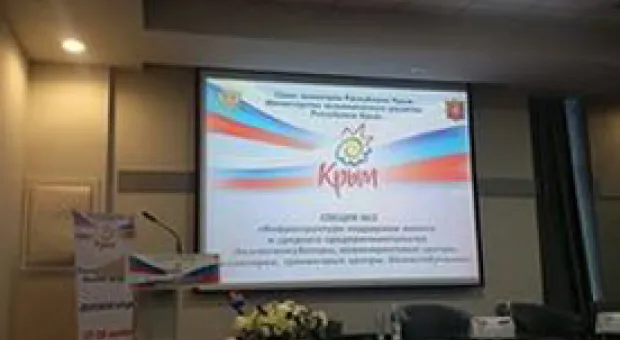 Мировые новости - Памятник Солдату и Матросу очистят от мусора