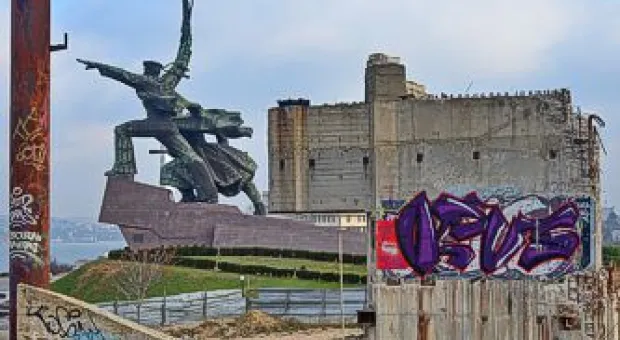 Новости Севастополя - Экс–начальник МРЭО Севастополя с подельником пошел под суд