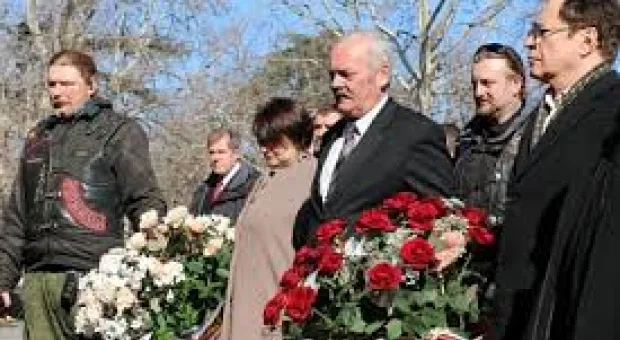 Новости Севастополя - На чём в Москве ездят Сергей Меняйло и Алексей Чалый