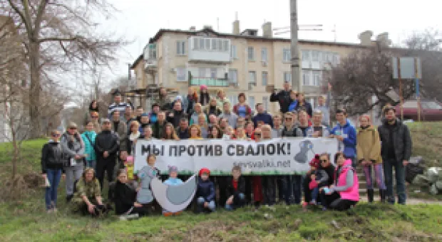 Новости Севастополя - Власти Крыма: украинские пограничники не справляются с потоком транспорта