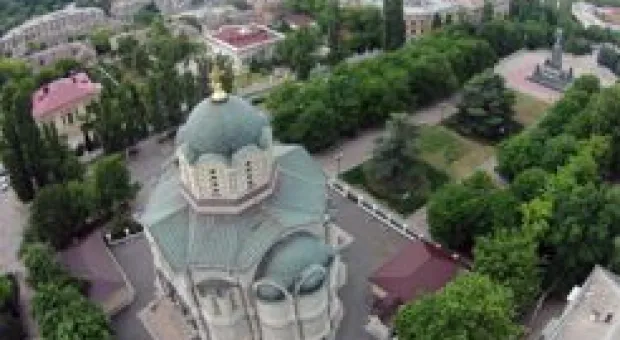 Новости Севастополя - Севастопольцу грозит два года тюрьмы за кражу цветочных клумб