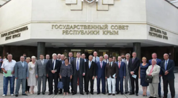 Мировые новости - «Аморальное поведение». 15 украинских педагогов уволят за посещение Крыма