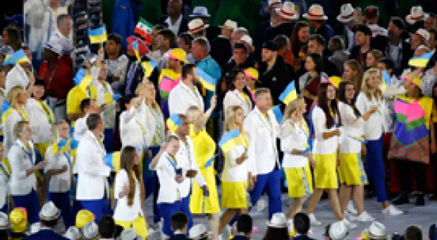 Мировые новости - Украина приостановила пропуск людей и машин в Крым на трех КПП