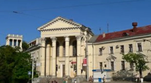 Новости Севастополя - Улица разбитых фонарей: в районе Силаевского рынка меняют иллюминацию