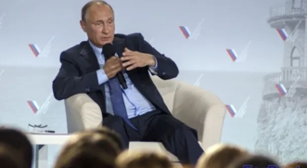 Новости Севастополя - "Почти полдень": в студии ForPost был представитель городского профсоюза таксистов Севастополя "Позиция" Руслан Ермаков