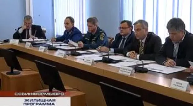 Новости Севастополя - Жительницы Севастополя выращивают гранаты и хурму на приусадебном участке