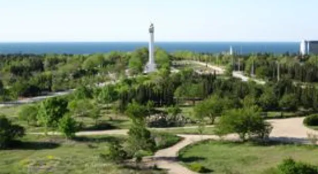 Новости Севастополя - «Крыши на месте», – Чибисов в эфире программы «Почти полдень»