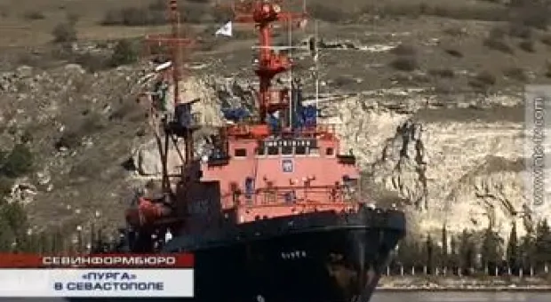 Новости Севастополя - В аварии под Севастополем иномарку разорвало пополам