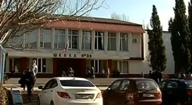 Новости Севастополя - В Севастополе возбуждено уголовное дело по факту производства и хранения 3000 литров поддельного вина и коньяка