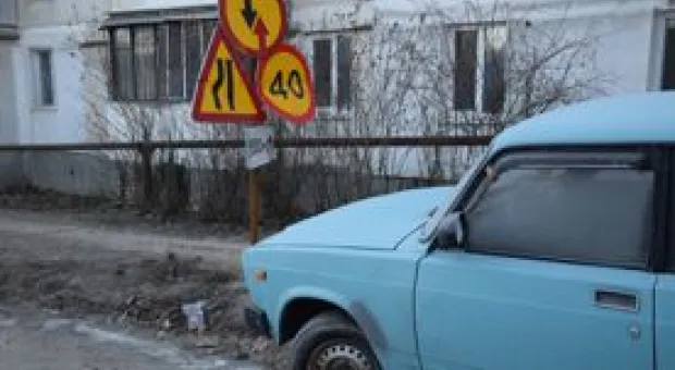 Дорогу по улице Серафимовича сдадут осенью