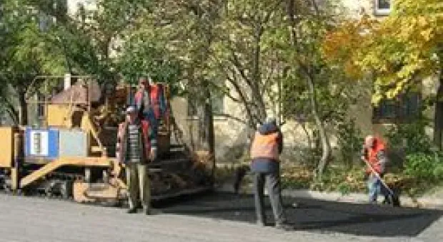 Ремонт дороги-дублёра проспекта Острякова затянется на год