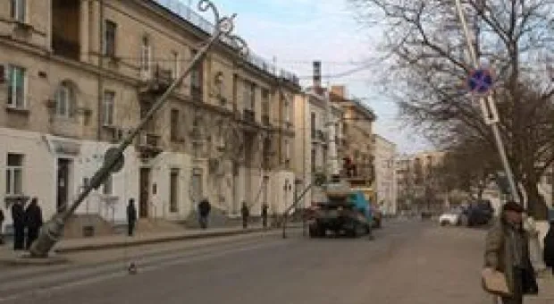Осветительные столбы в центре Севастополя заменят в следующем году