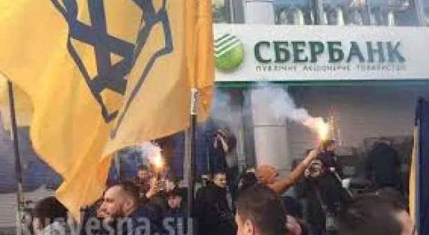 Мировые новости - На дорогах Севастополя: в ДТП на Коломийца пострадала 10-летняя девочка