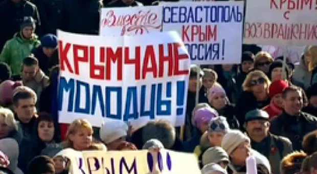 Мировые новости - Кобзон спел в Севастополе "День Победы"