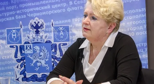 Новости Севастополя - Обрезку деревьев в центре Севастополя завершат через пять дней