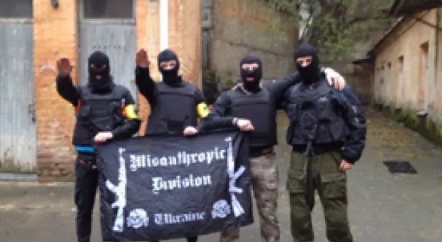 Мировые новости - Жители Севастополя хотят перекрыть дорогу к своему дому
