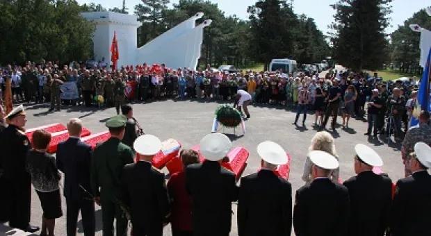 Новости Севастополя - Куда пойти в Севастополе 6-7 мая: двойная жизнь проводницы и фестиваль фотоблогеров
