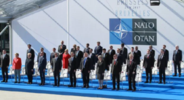 Мировые новости - Опрос: более половины американцев считают Россию врагом США