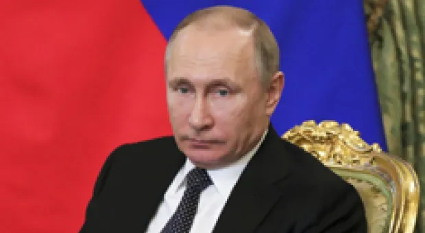 Мировые новости - В Севастополе Путина «поселили» рядом с 35-й береговой батареей