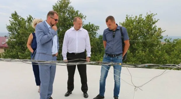 Новости Севастополя - Неправильно припаркованные машины всё равно уберут с улиц Севастополя