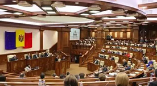 Мировые новости - В Севастополе закрыли проезд на пляжи «Мраморный» и «Васили»