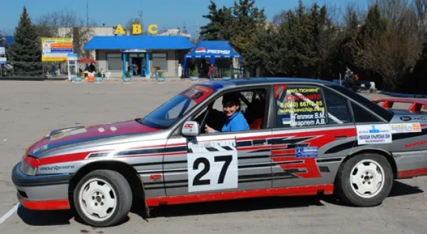 Street race на площадке ГАИ