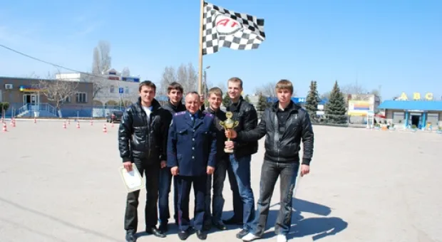 Street race на площадке ГАИ