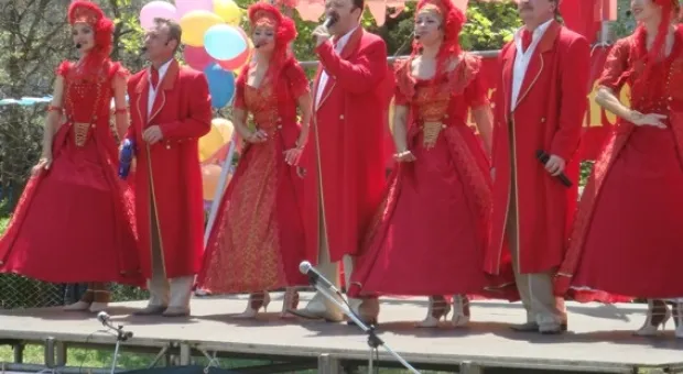 Праздник продолжается!