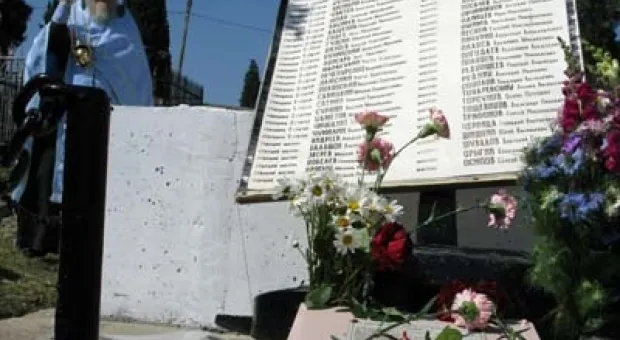 У рубки «Камбалы» собрались подводники нескольких поколений