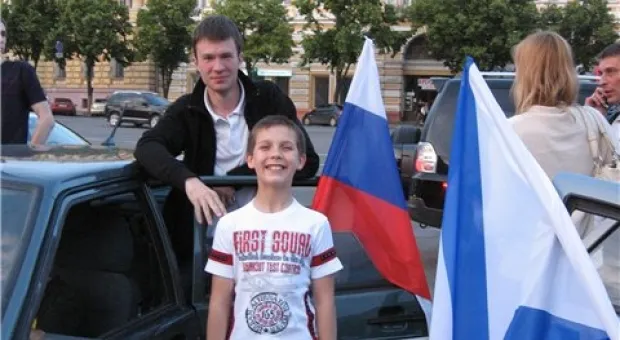 Автопробег Москва-Севастополь продержали на украинской границе 3 часа