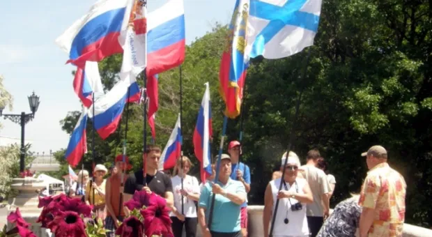 Автопробег Москва-Севастополь прибыл в город-герой (ФОТО)