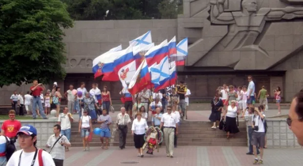 Севастопольцы празднуют день рождения П.С.Нахимова