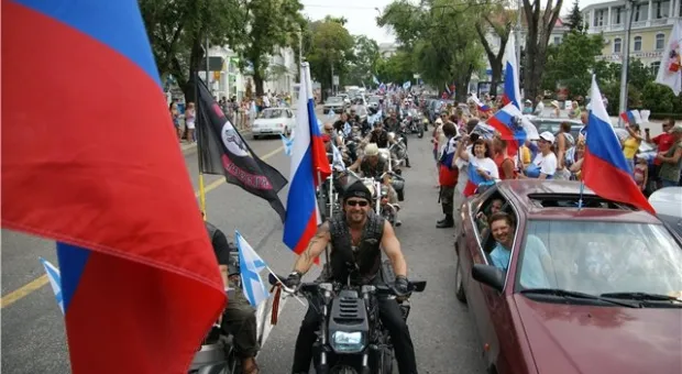 Авто-Мото-Аквапробег в честь дня флота РФ