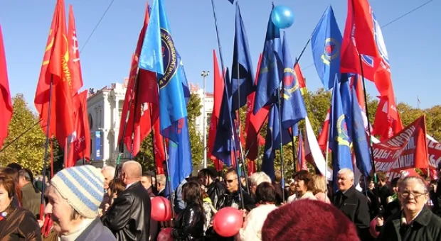 В Севастополе отметили Годовщину Великой Октябрьской социалистической Революции