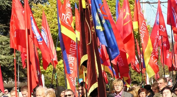 В Севастополе отметили Годовщину Великой Октябрьской социалистической Революции