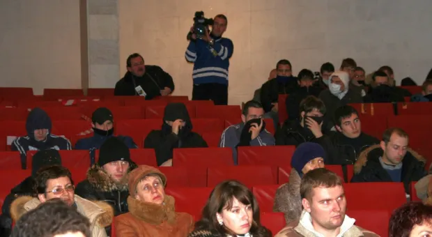 В Севастополе Тягныбок отрекся от лозунгов: «Бей жидов и москалей» и заверил, что он не фашист