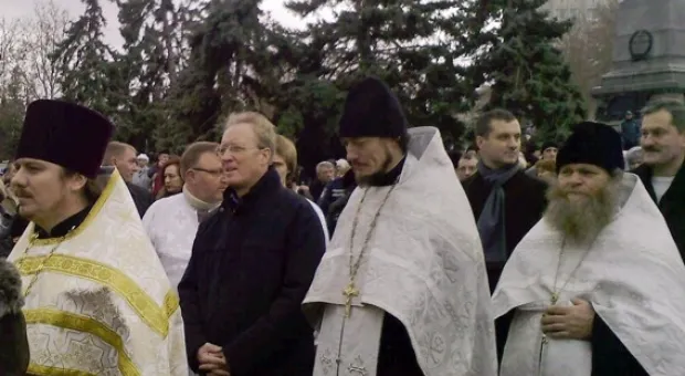 После визита Тягныбока Севастополь очистился крестным ходом и молебном