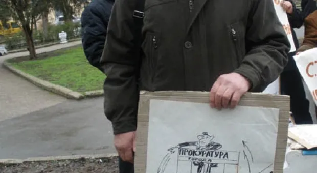 Псевдоправоохранители захватили Севастополь?!