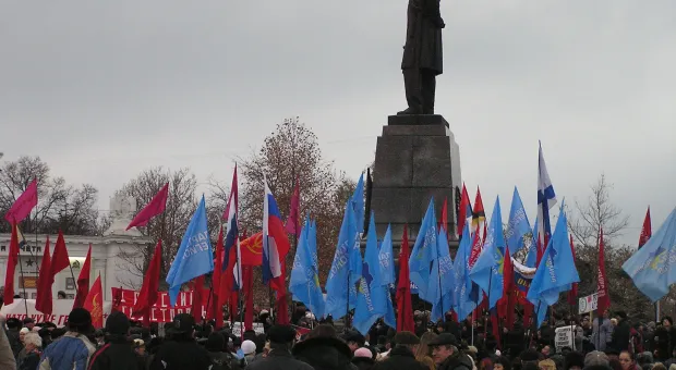 Митинг против вступления Украины в НАТО собрал 1000 человек