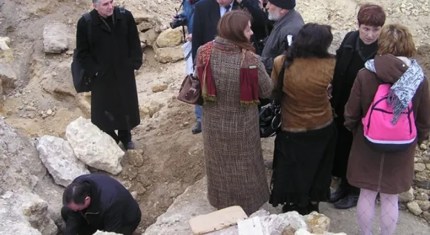 Разрушители Херсонесских легенд