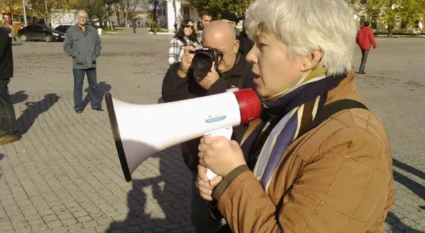В Севастополе на центральной площади состоялся митинг против всего плохого и за всё хорошее