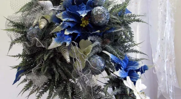 В севастопольском Доме Москвы открылась удивительная выставка - «Новый год, как подарок!»