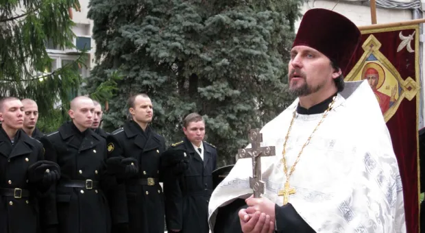 Церковь в сплочении воинских коллективов ЧФ