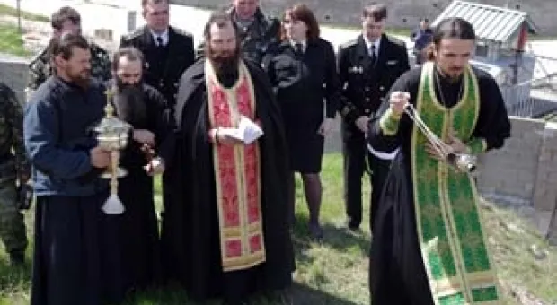 В Советской балке приведено в порядок место чествования погибших защитников Севастополя и установлен поклонный крест