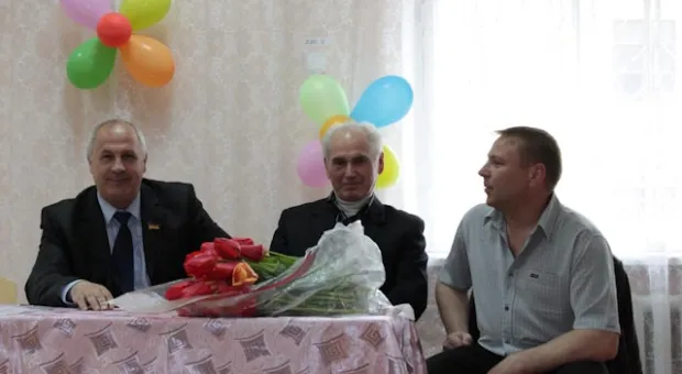 Севастопольцы приняли участие во всеукраинской патриотической акции «Платок памяти»