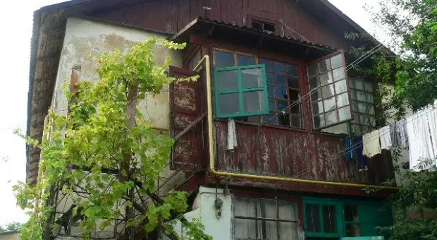 В Севастополе на улице Супруна появился поджигатель веранд