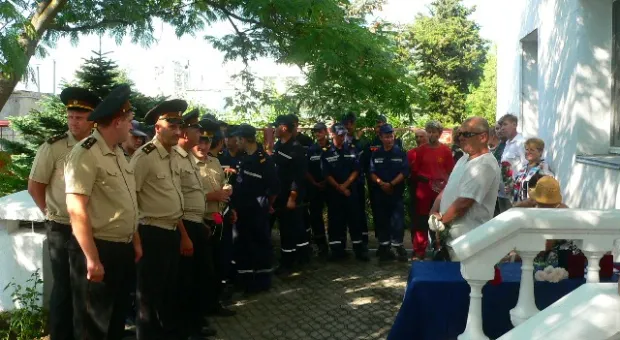 В Севастополе открыли памятную доску сапёру Виталию Седину